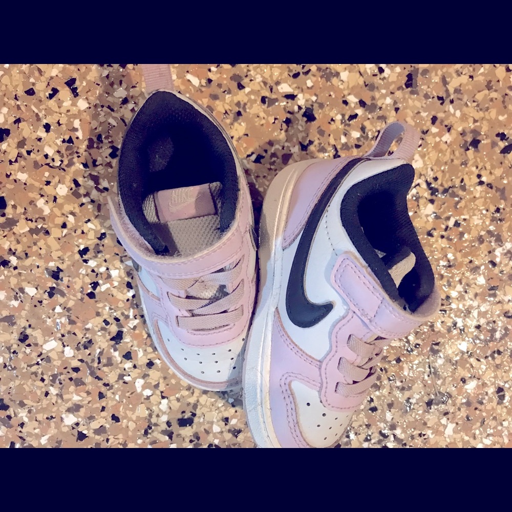 Nikes shoes